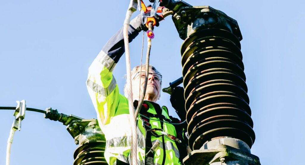 Pogotowie energetyczne 991 - zgłaszanie awarii prądu i zagrożeń sieciowych
